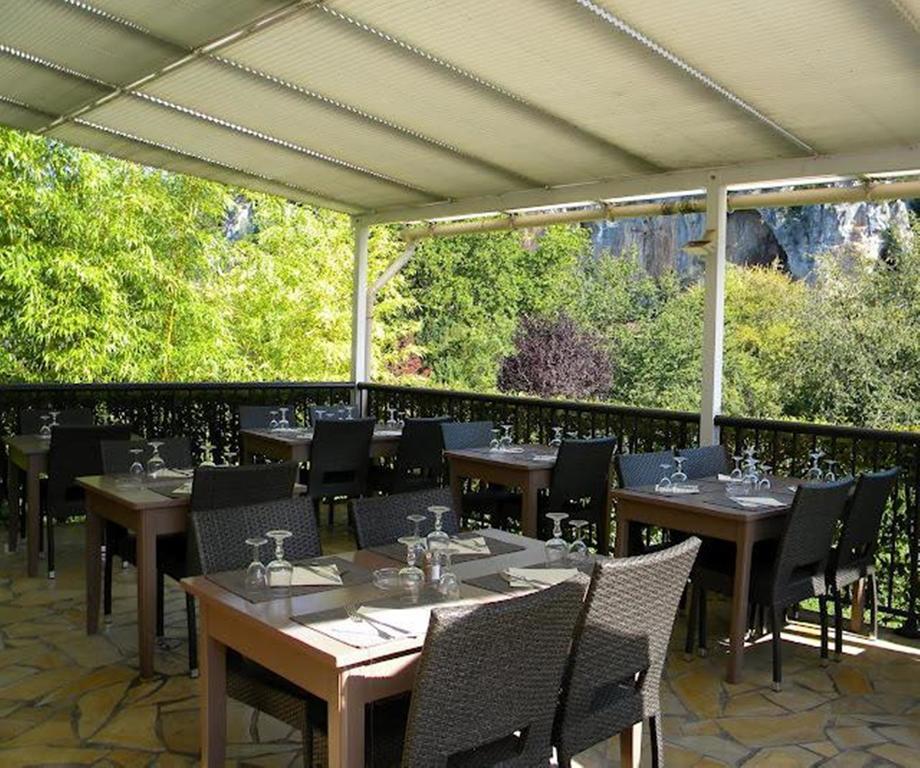 Hotel Restaurant Les Falaises Bouziès Exteriér fotografie
